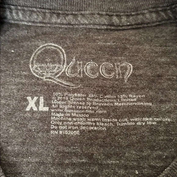 Queen Band Tee Shirt - Picture 2 of 7
